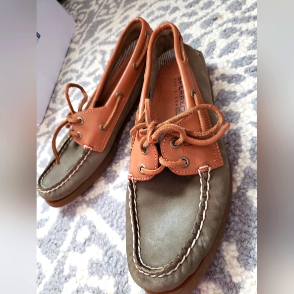 Classic Sperry Topsider Boat shoes